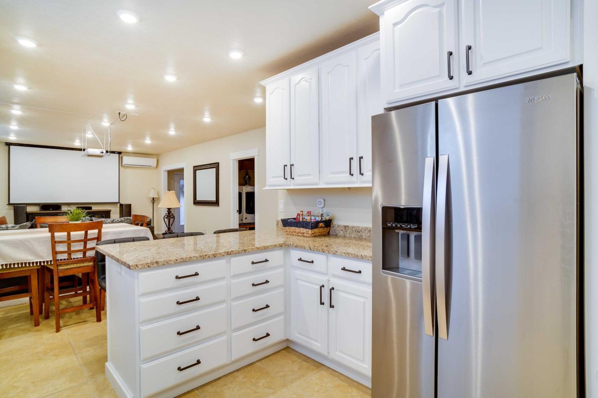 Contemporary Home With Grill Near Utah Lake! Saratoga Springs Екстериор снимка